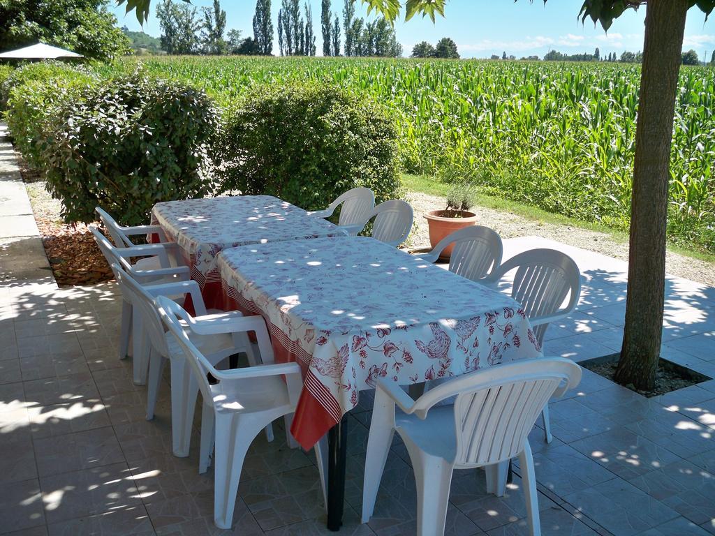 Logis Gascons Gite 1 Saint-Justin  Chambre photo