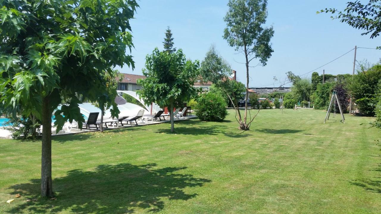Logis Gascons Gite 1 Saint-Justin  Extérieur photo